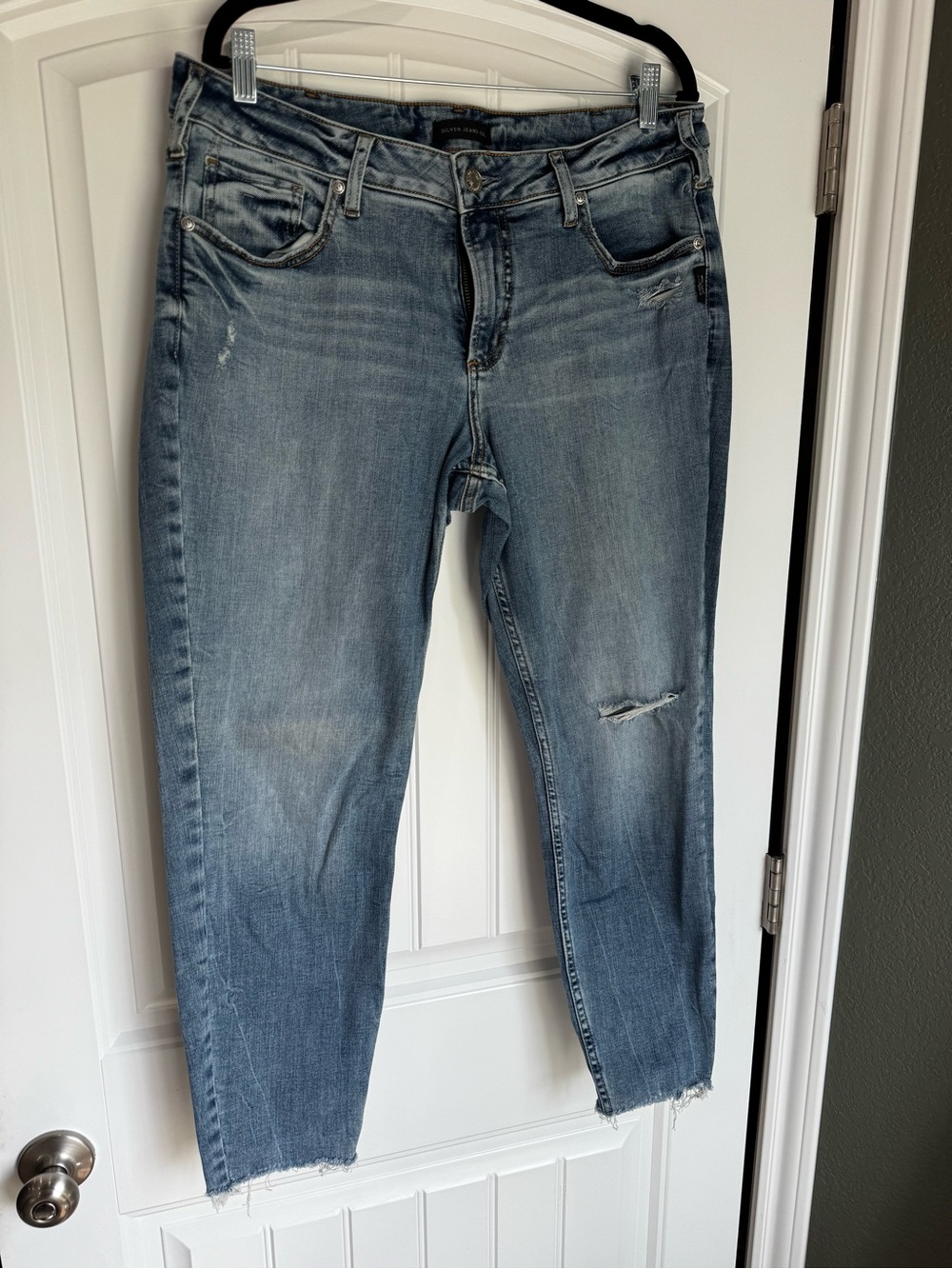 Silver Jeans Co Suki Skinny Jeans Women’s W34 L27 Distressed Raw Hem